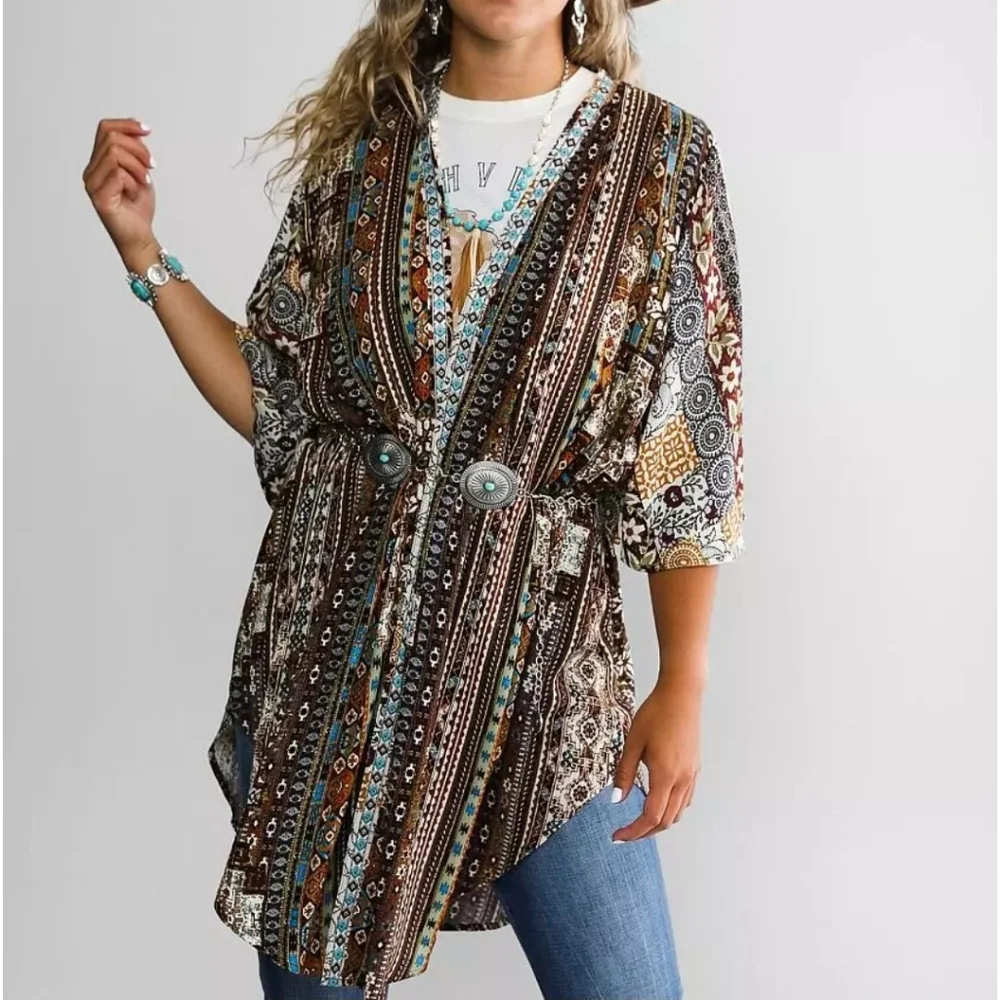 Buckle Sterling & Stitch Southwestern Bohemian Kimono. Multicolor. Size Medium. - Picture 2 of 11